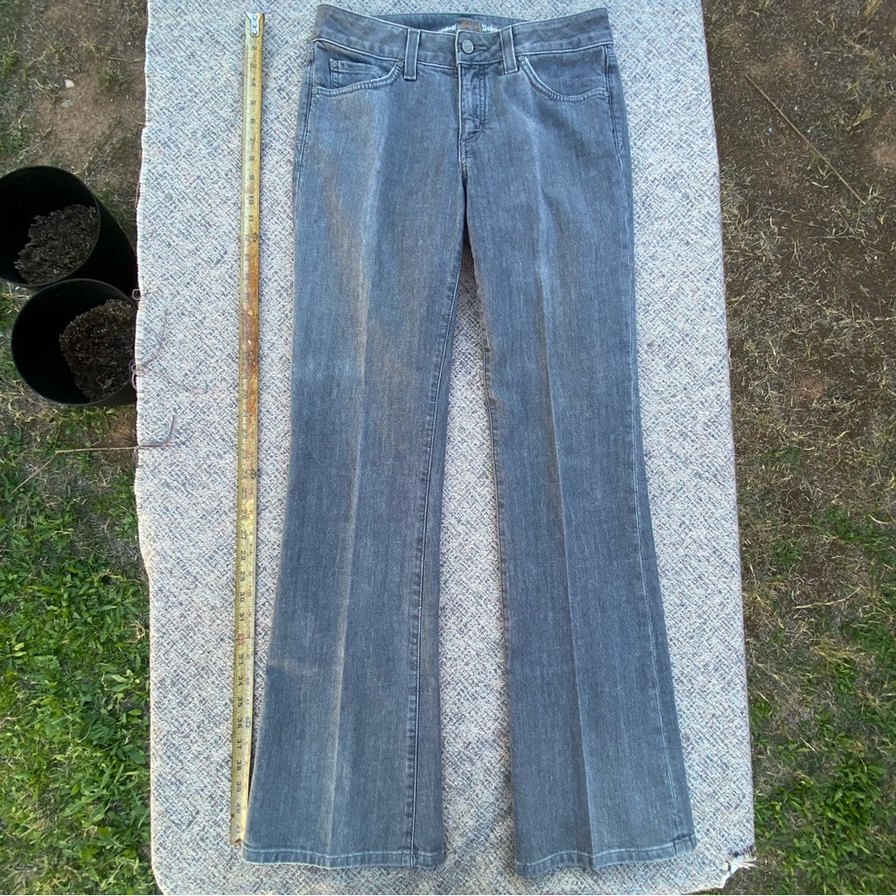 MiracleBody Flare Jeans Gray Pleated Denim Jean Casual size 4 27 Contour EUC